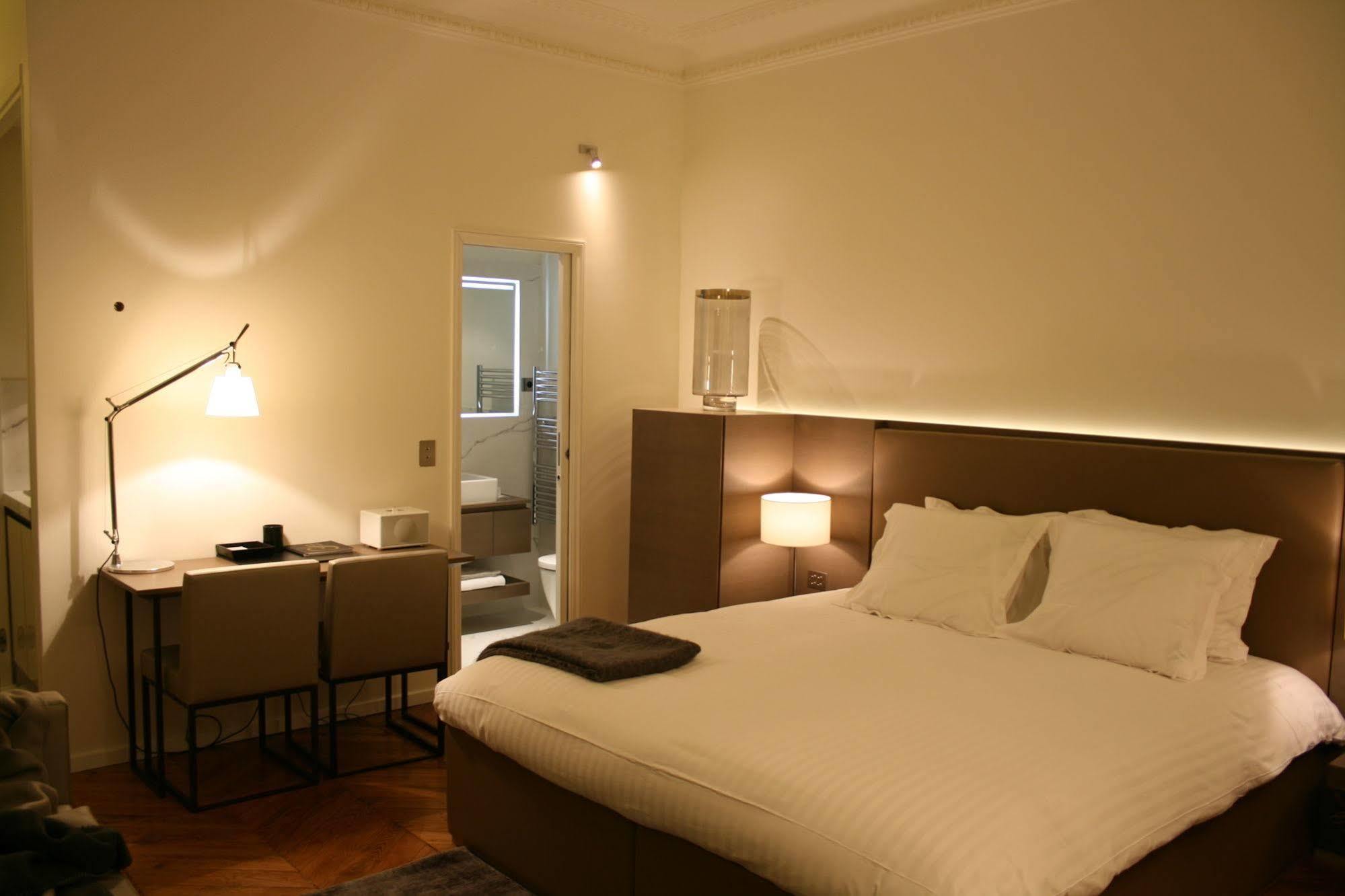 Cirque Deluxe Studio Apartment Париж Экстерьер фото